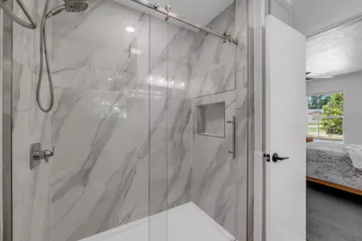 2814 Lakeview Drive, Granite Shoals, TX 78654 - Photo 11