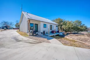 308 Oak Dr, Kingsland, TX 78639 - Photo 5