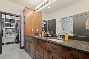 1111 A Cedar Dr, Marble Falls, TX 78654 - Photo 9