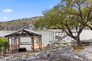 1204 Los Escondidos St, Marble Falls, TX 78654 - Photo 1