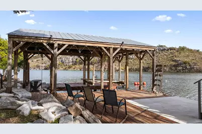 1204 Los Escondidos Street, Marble Falls, TX 78654 - Photo 11