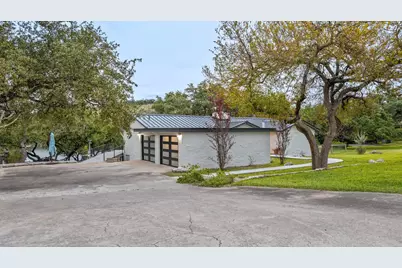 1204 Los Escondidos Street, Marble Falls, TX 78654 - Photo 17