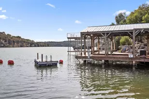 1204 Los Escondidos St, Marble Falls, TX 78654 - Photo 9