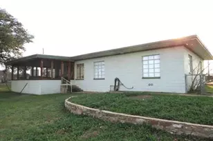 3824 Hwy 261, Buchanan Dam, TX 78609 - Photo 1