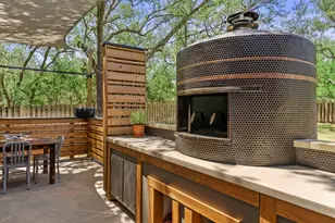 126 Foxwood Trail, Marble Falls, TX 78654 - Photo 3