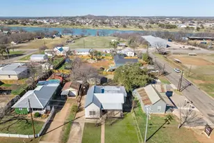 403 W Main St, Llano, TX 78643 - Photo 27