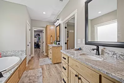 210 Levon Lane, Burnet, TX 78611 - Photo 21