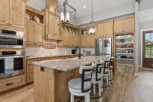 210 Levon Ln, Burnet, TX 78611 - Photo 11