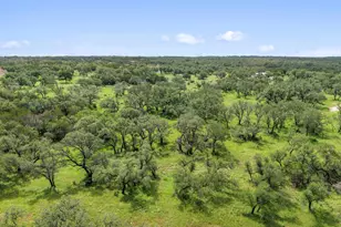 210 Levon Ln, Burnet, TX 78611 - Photo 5