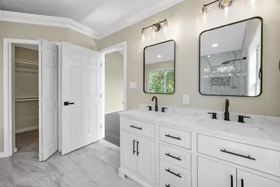 510 Circle Drive, Horseshoe Bay, TX 78657 - Photo 11