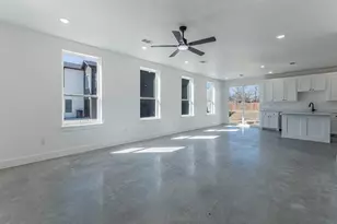 1010 E Marble St, Burnet, TX 78611 - Photo 27