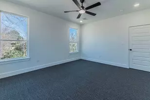 1010 E Marble St, Burnet, TX 78611 - Photo 9