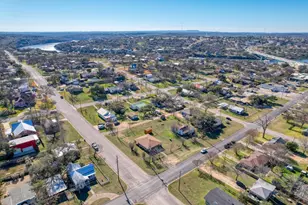 519 Ave G, Marble Falls, TX 78654 - Photo 3