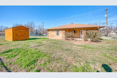 519 Avenue G, Marble Falls, TX 78654 - Photo 17