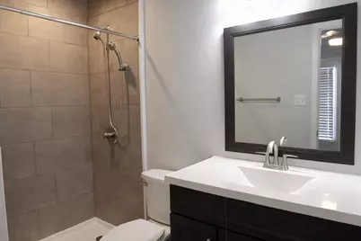 105 Star # 4, Horseshoe Bay, TX 78657 - Photo 7