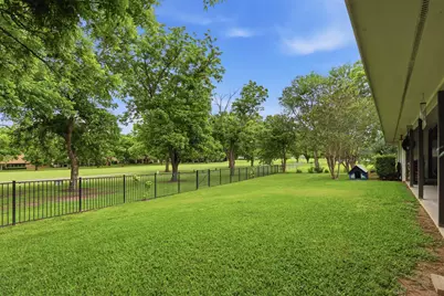 417 Olympia Fields, Meadowlakes, TX 78654 - Photo 25