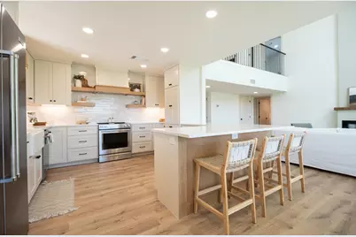 202 Stadium View, Marble Falls, TX 78654 - Photo 13