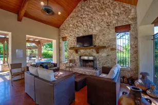 212 Tuscan Dr, Horseshoe Bay, TX 78657 - Photo 21