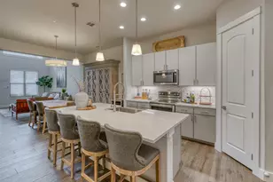 212 Tuscan Dr, Horseshoe Bay, TX 78657 - Photo 5