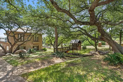 101 Cross Bow, Horseshoe Bay, TX 78657 - Photo 3