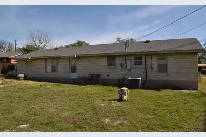 1502 Sherrard, Burnet, TX 78611 - Photo 3
