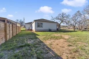 2220 McArthur Ave, Kingsland, TX 78639 - Photo 15