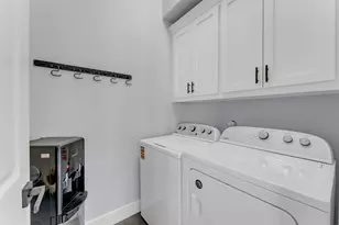 520 E Island Dr, Bluffton, TX 78607 - Photo 17