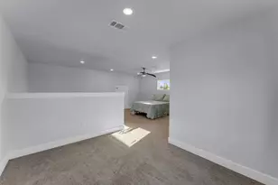 520 E Island Dr, Bluffton, TX 78607 - Photo 25