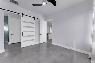 520 E Island Dr, Bluffton, TX 78607 - Photo 15