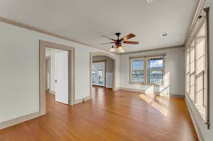 808 N Water St, Burnet, TX 78611 - Photo 7