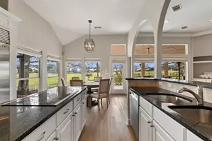 117 Longhorn Dr, Horseshoe Bay, TX 78657 - Photo 9