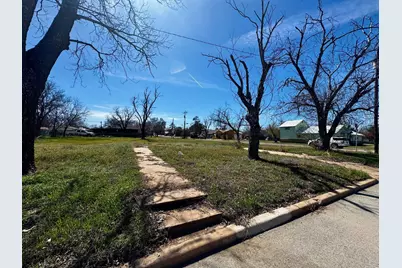 1300 E Sandstone, Llano, TX 78643 - Photo 3