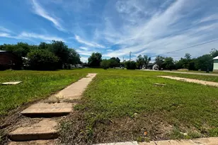1300 E Sandstone, Llano, TX 78643 - Photo 1