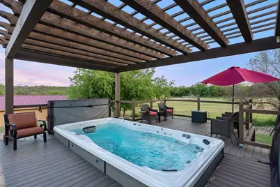 481 Chimney Cove Dr, Marble Falls, TX 78654 - Photo 25