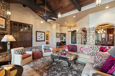 481 Chimney Cove Dr, Marble Falls, TX 78654 - Photo 7