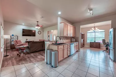 121 W Cedar Street, Granite Shoals, TX 78654 - Photo 9