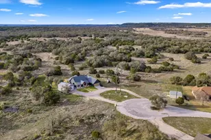 109 Lavonna Fox Dr, Burnet, TX 78611 - Photo 25