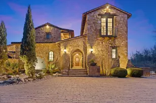 119 Plz Escondido, Horseshoe Bay, TX 78657 - Photo 3