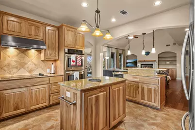 120 Oak Meadow Trl, Spicewood, TX 78669 - Photo 5