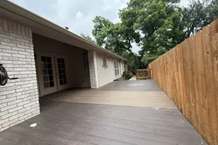 356 Mahan St, Meadowlakes, TX 78654 - Photo 23