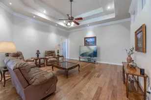 356 Mahan St, Meadowlakes, TX 78654 - Photo 5