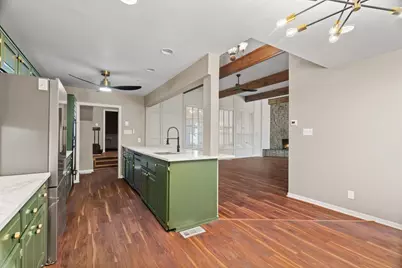 207 Free Rein, Horseshoe Bay, TX 78657 - Photo 9