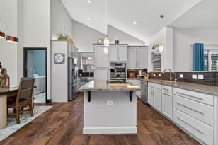 1514 Bluebonnet Ln, Kingsland, TX 78639 - Photo 9