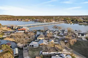 1514 Bluebonnet Ln, Kingsland, TX 78639 - Photo 27