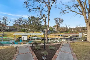 1514 Bluebonnet Ln, Kingsland, TX 78639 - Photo 23