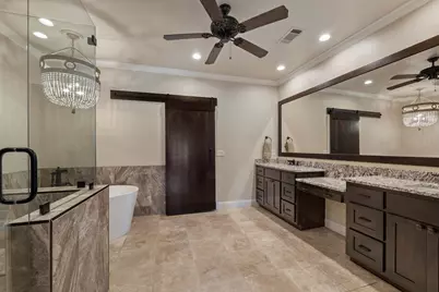 102 Voca, Horseshoe Bay, TX 78657 - Photo 13