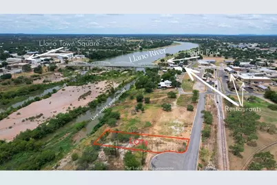 006 Walden Way, Llano, TX 78643 - Photo 1