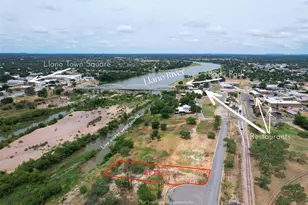 006 Walden Way, Llano, TX 78643 - Photo 1