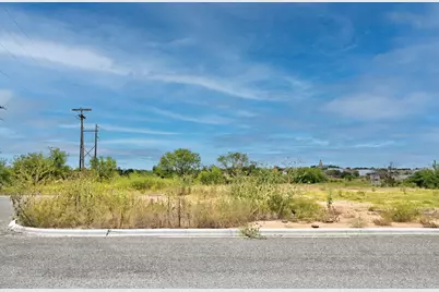 006 Walden Way, Llano, TX 78643 - Photo 17