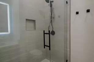 108 E Live Oak, Granite Shoals, TX 78654 - Photo 17